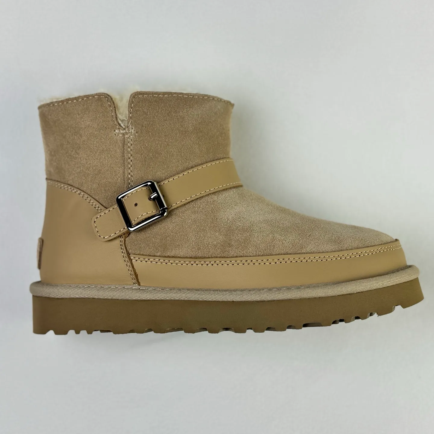 Guangzhou top version ❗ Local 💰560 UGG Classic Novelty cow split leather, warm, simple and versatile, snow boots for women